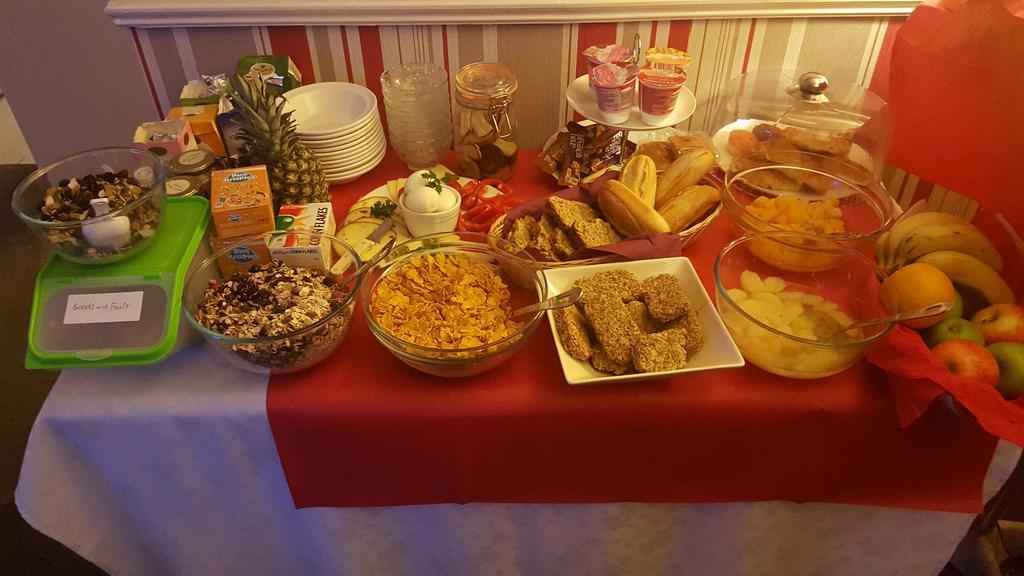 Creedons Traditional Irish Welcome Inn B&B Cork Eksteriør bilde